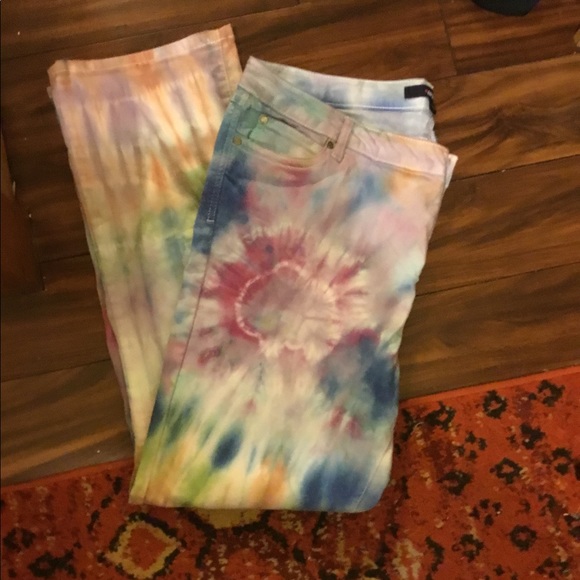 Grateful Dead Denim - Tie dye jeans by ❤️ Denim 24/7